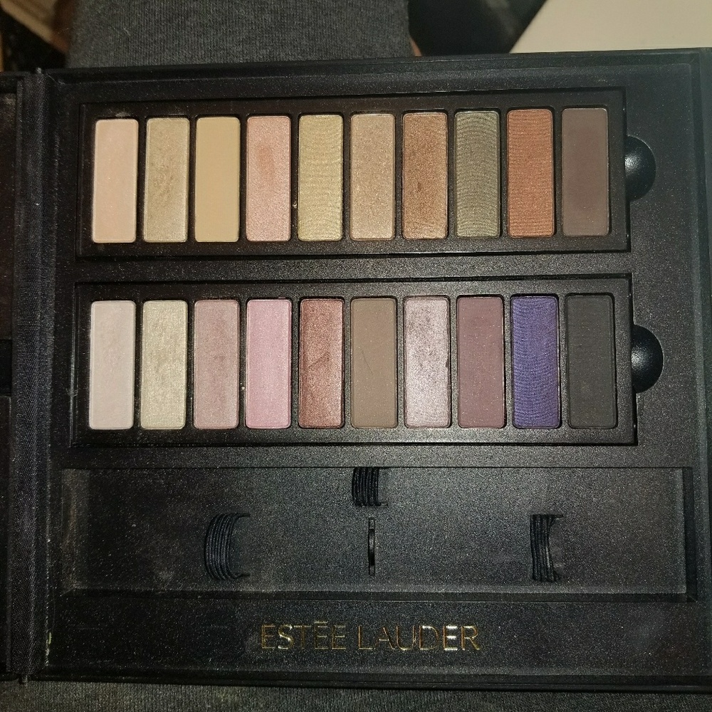 Estee lauder eye shadow pallete